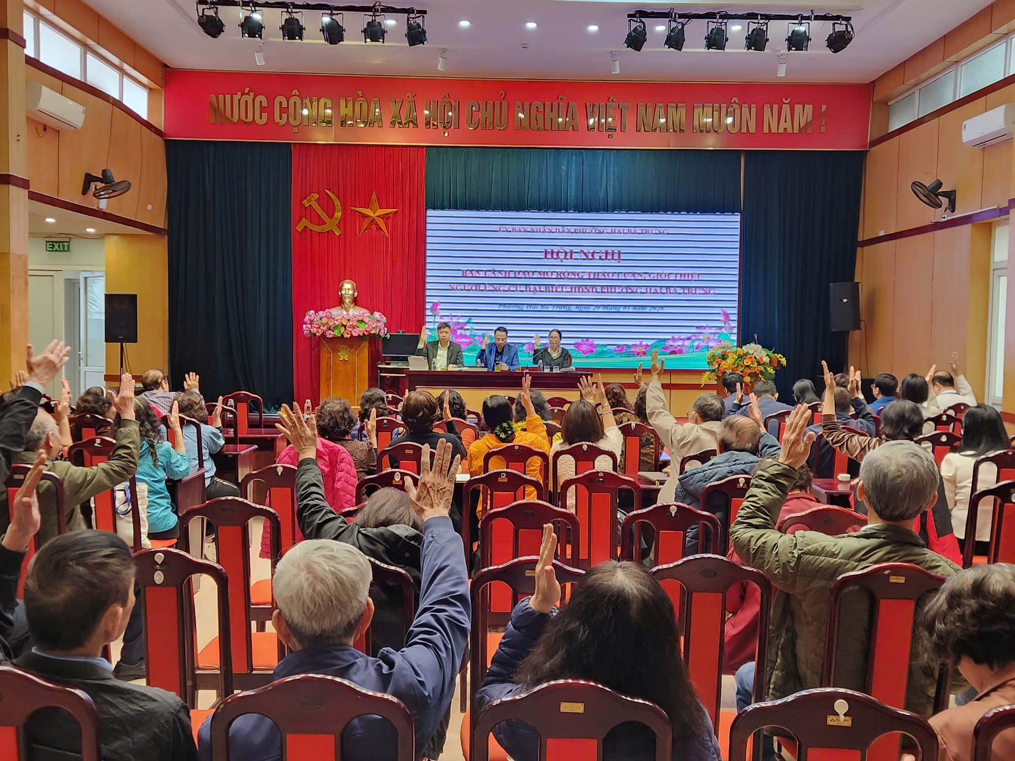 UBND phường Hai Bà Trưng tổ chức Hội nghị Ban lãnh đạo mở rộng giới thiệu người ứng cử đại biểu HĐND phường- Ảnh 4.