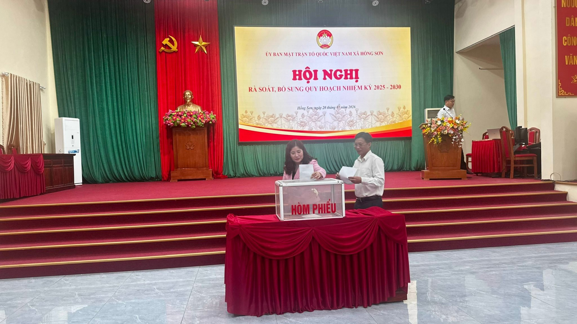 Hồng Sơn triển khai Kế hoạch liên tịch tổ chức Hội nghị đại biểu Nhân dân, triển khai công tác Mặt trận năm 2026 và rà soát, bổ sung quy hoạch nhiệm kỳ 2025 - 2030- Ảnh 4.