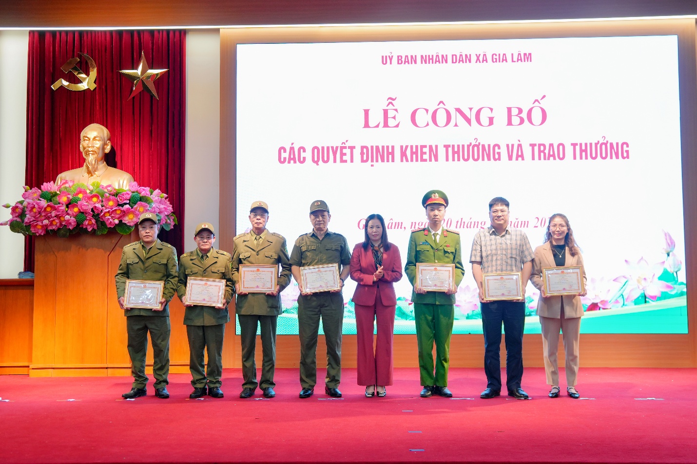 XÃ GIA LÂM TỔNG KẾT CÔNG TÁC 4 BAN CHỈ ĐẠO NĂM 2025 – QUYẾT TÂM GIỮ VỮNG AN NINH TRẬT TỰ TRONG KỶ NGUYÊN MỚI- Ảnh 4.