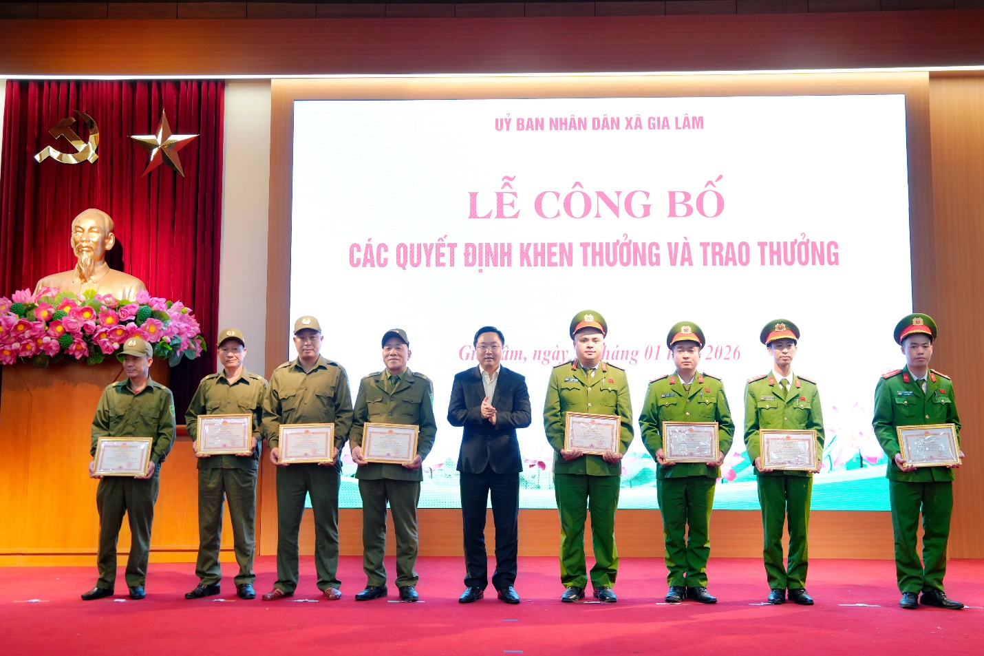 XÃ GIA LÂM TỔNG KẾT CÔNG TÁC 4 BAN CHỈ ĐẠO NĂM 2025 – QUYẾT TÂM GIỮ VỮNG AN NINH TRẬT TỰ TRONG KỶ NGUYÊN MỚI- Ảnh 6.