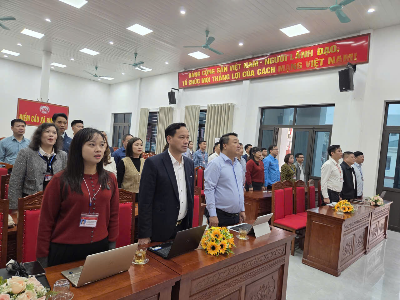 Bình Minh tham dự trực tuyến phiên khai mạc Đại hội XIV của Đảng