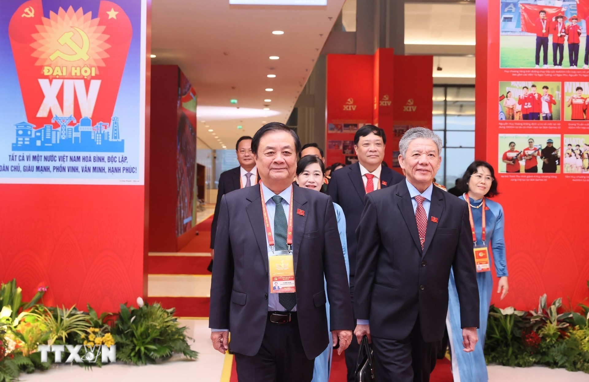 Một số hình ảnh về ngày làm việc thứ ba của Đại hội XIV của Đảng- Ảnh 9.