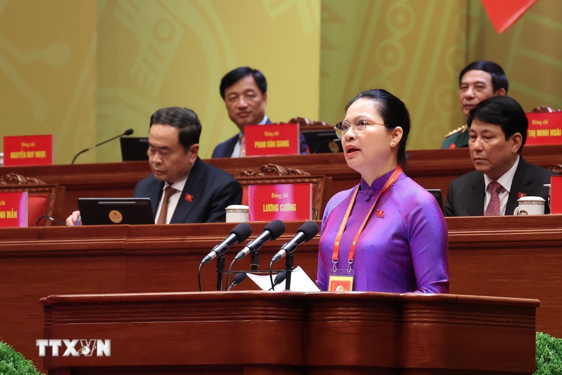 Một số hình ảnh về ngày làm việc thứ ba của Đại hội XIV của Đảng- Ảnh 21.