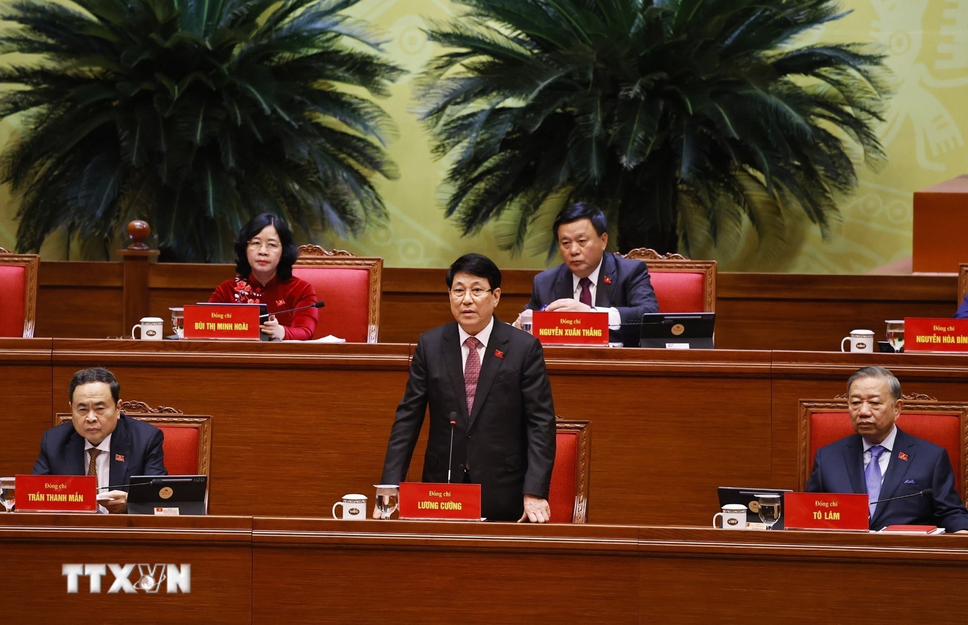 Một số hình ảnh về ngày làm việc thứ ba của Đại hội XIV của Đảng- Ảnh 13.