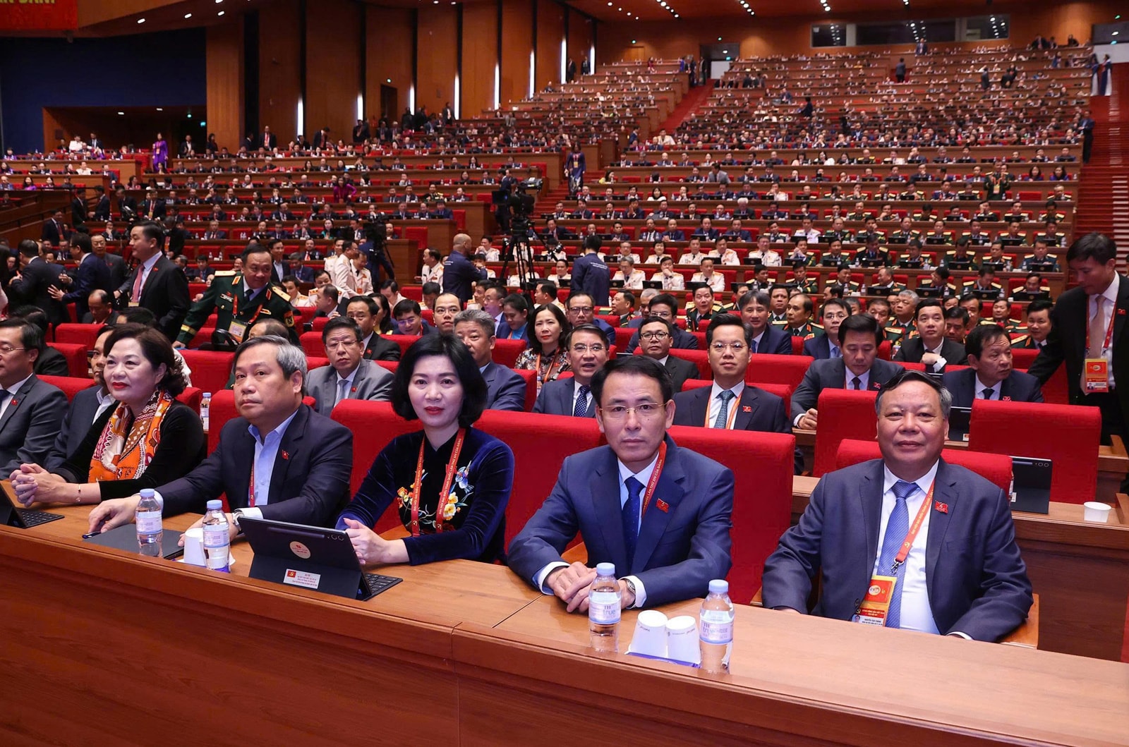 Đại hội XIV của Đảng tiến hành phiên thảo luận tại Hội trường- Ảnh 3.