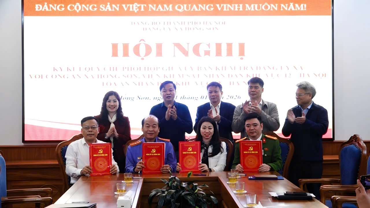 Ký kết Quy chế phối hợp giữa Uỷ ban kiểm tra Đảng ủy xã với Công an xã, Viện Kiểm sát và Tòa án nhân dân khu vực 12-Hà Nội trong công tác kiểm tra, giám sát và thi hành kỷ luật đảng viên vi phạm- Ảnh 3.