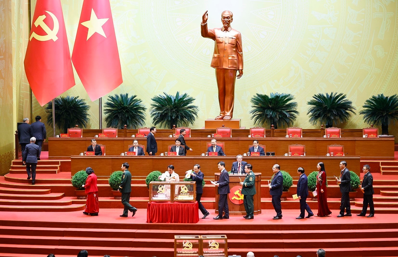 Hình ảnh bầu cử Ban Chấp hành Trung ương Đảng khóa XIV- Ảnh 13.