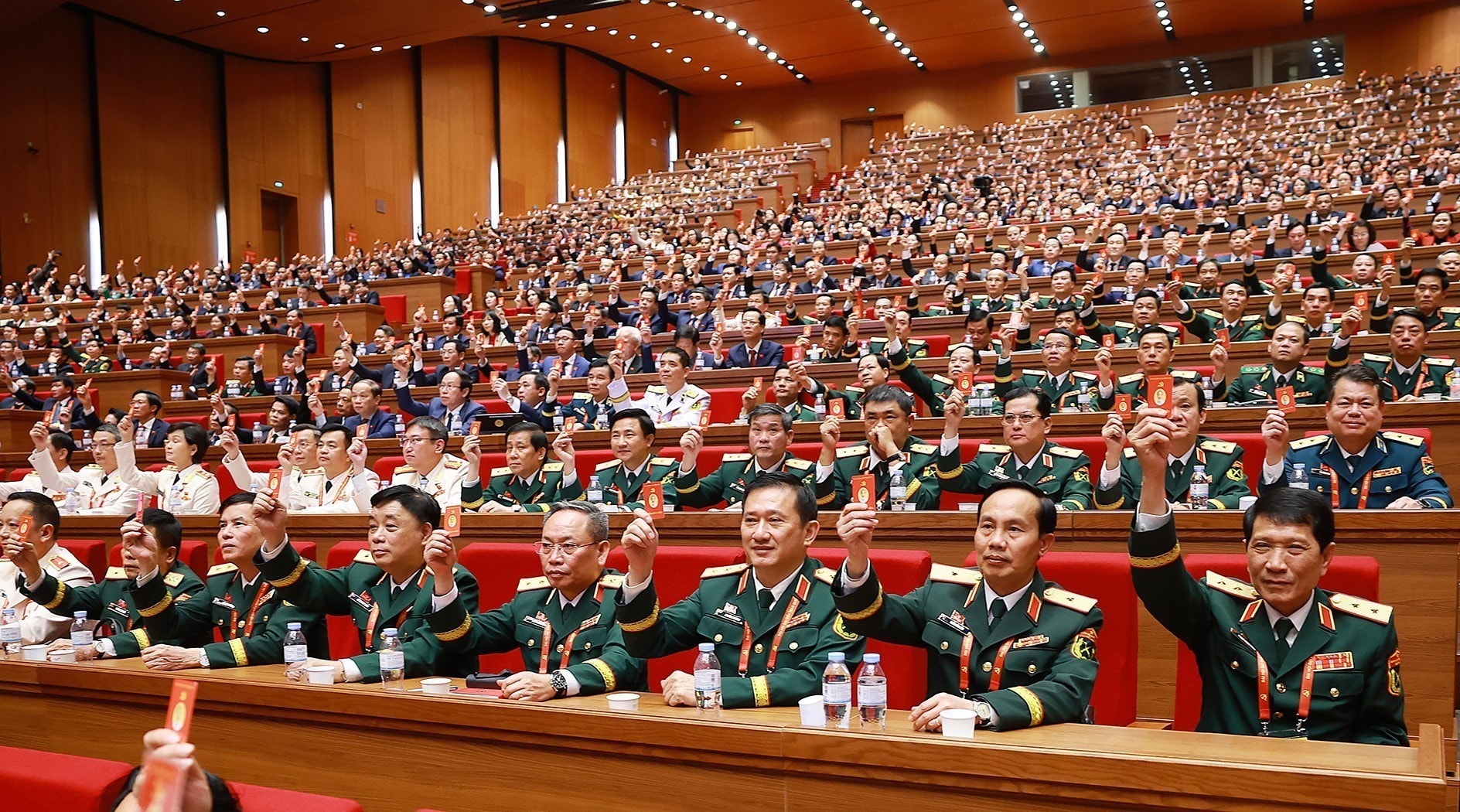 Hình ảnh bầu cử Ban Chấp hành Trung ương Đảng khóa XIV- Ảnh 18.