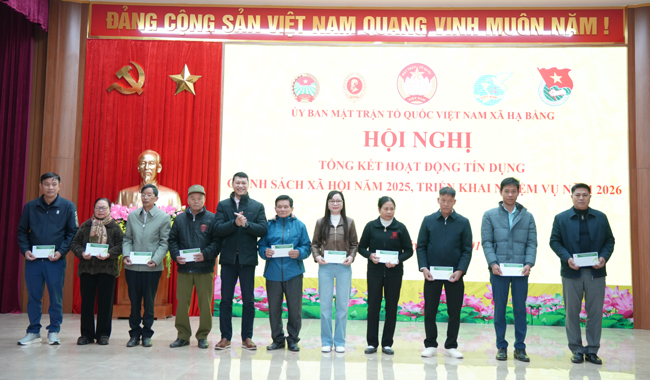 UB MTTQ Việt Nam xã Hạ Bằng tổng kết hoạt động tín dụng chính sách năm 2025- Ảnh 6.