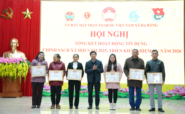 UB MTTQ Việt Nam xã Hạ Bằng tổng kết hoạt động tín dụng chính sách năm 2025- Ảnh 8.