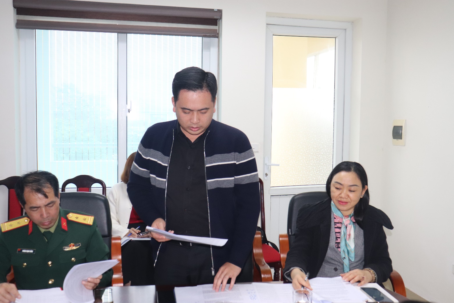 Xã Thuận An giao ban Ban Chỉ đạo thực hiện Nghị quyết 57-NQ/TW ngày 22/12/2024 của Bộ Chính trị về đột phá phát triển khoa học, công nghệ, đổi mới sáng tạo và chuyển đổi số- Ảnh 3.