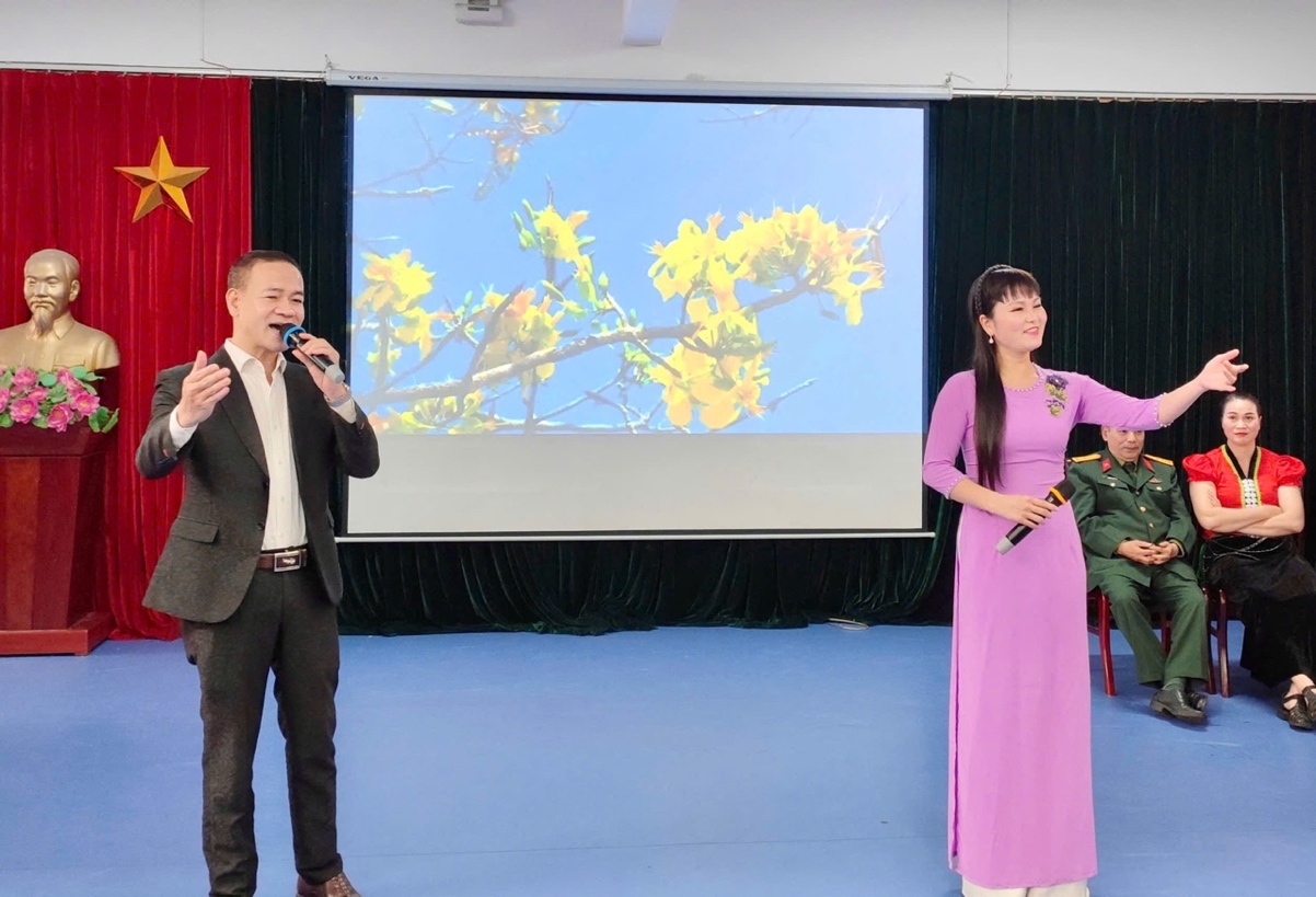 "MỖI ƯỚC MƠ ĐỀU CẦN MỘT ĐIỂM TỰA ĐỂ BẮT ĐẦU HÀNH TRÌNH” - Ảnh 6.