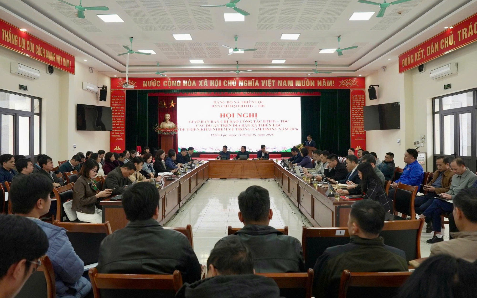 Đảng ủy xã Thiên Lộc tổ chức hội nghị giao ban ban chỉ đạo công tác bồi thường, hỗ trợ và tái định cư năm 2026