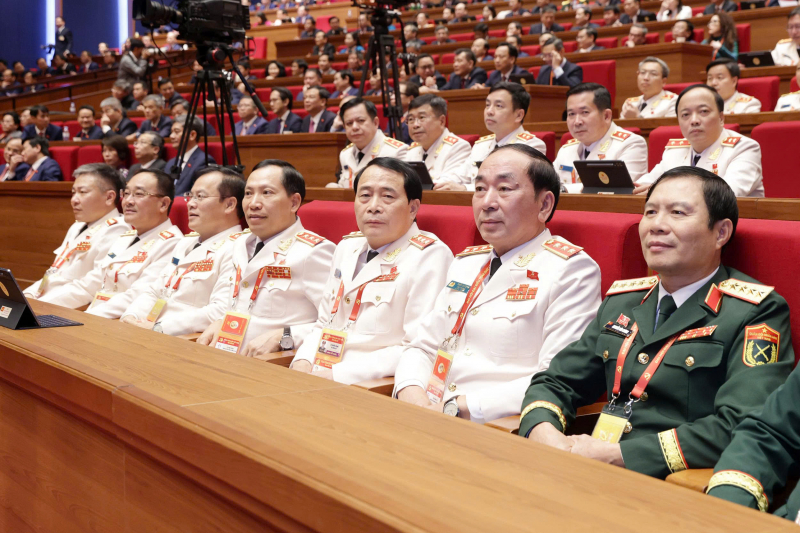 19 đồng chí được Ban Chấp hành Trung ương Đảng khoá XIV bầu vào Bộ Chính trị- Ảnh 3.