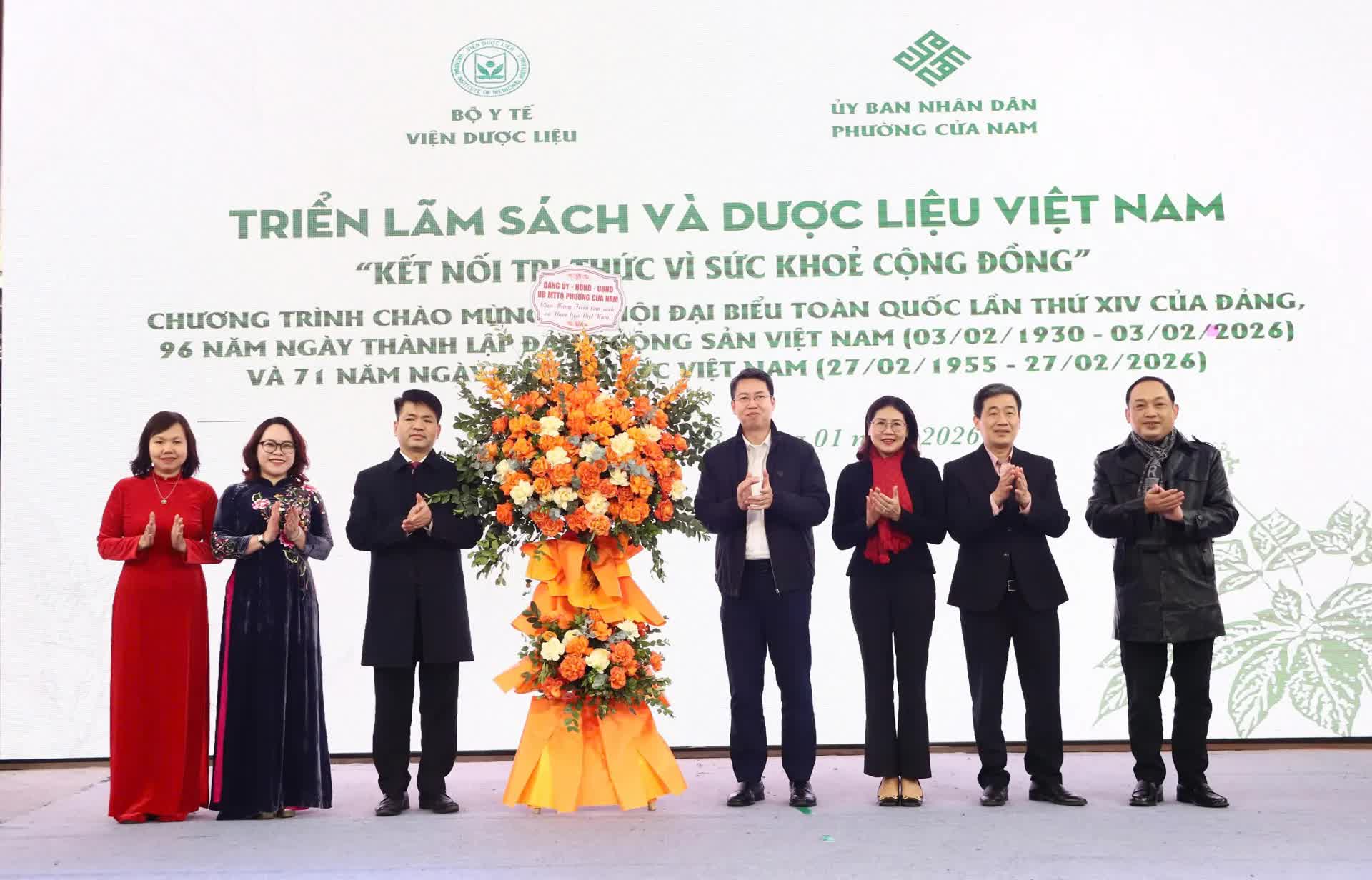 Phường Cửa Nam phát huy giá trị của y học cổ truyền trong chăm sóc và bảo vệ sức khỏe nhân dân- Ảnh 1.