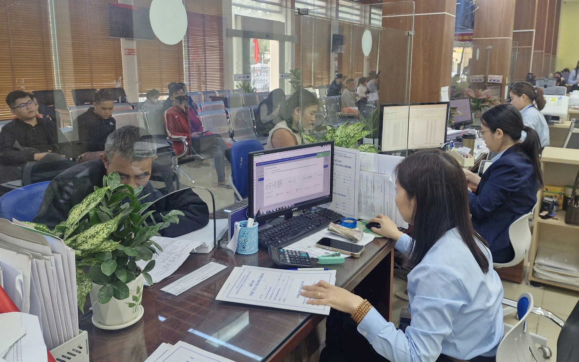 Giao quyền giải quyết 6 thủ tục hành chính lĩnh vực việc làm thuộc thẩm quyền giải quyết của UBND cấp xã