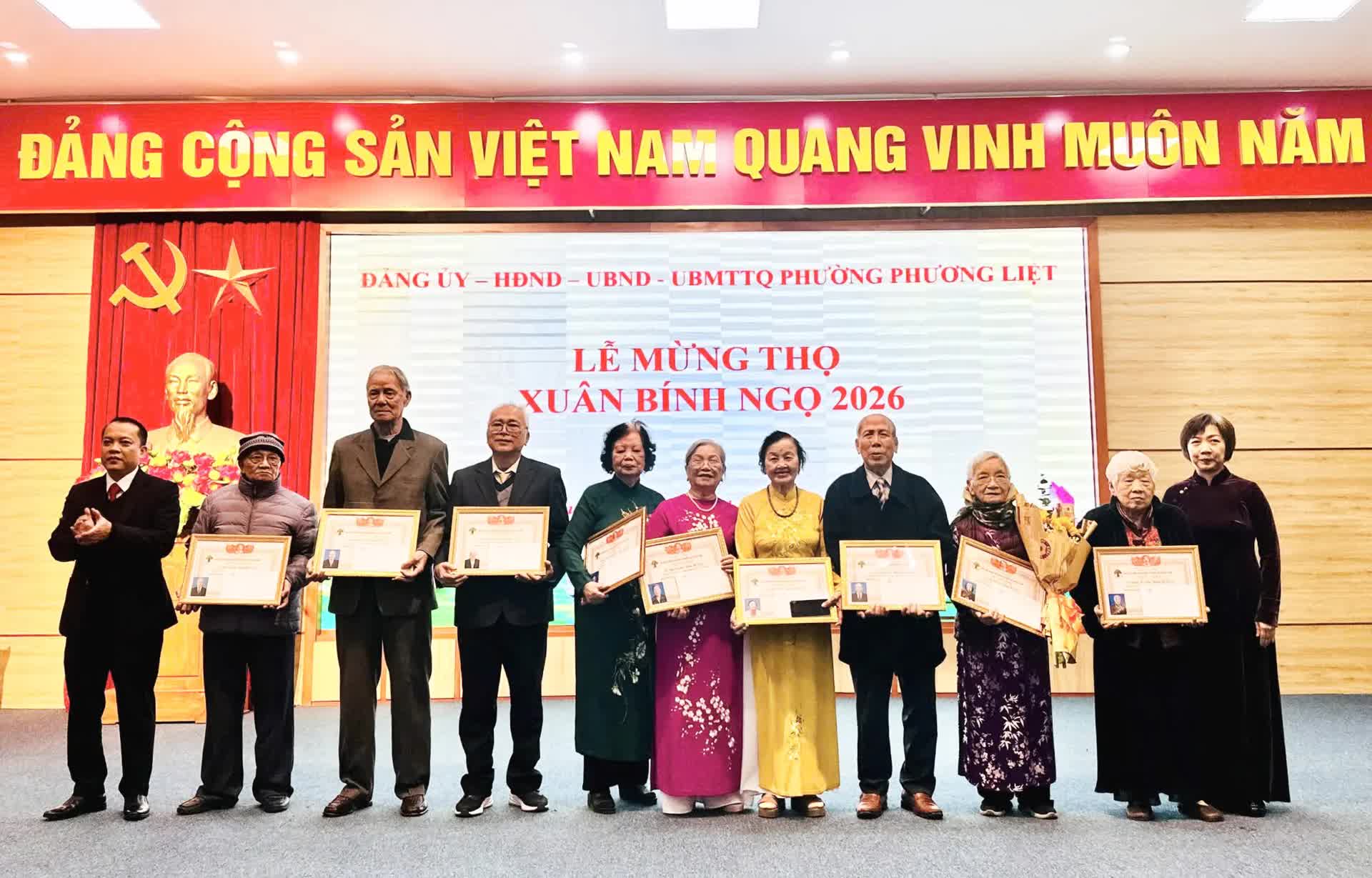 Phường Phương Liệt: đẩy mạnh các hoạt động chăm lo Tết Nguyên đán Bính Ngọ- Ảnh 3.