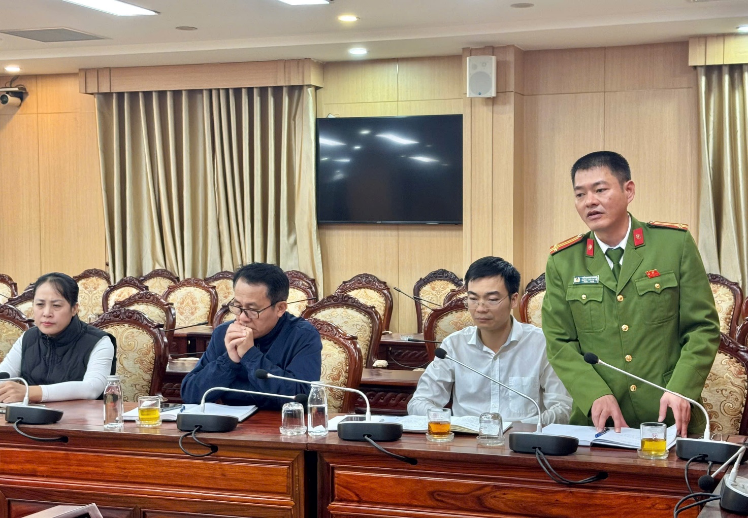 UBND xã Hoài Đức tổ chức hội nghị Ban lãnh đạo UBND xã mở rộng thảo luận, giới thiệu người ứng cử đại biểu HĐND xã, nhiệm kỳ 2026 - 2031- Ảnh 4.