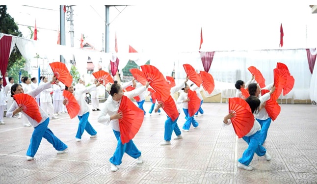 Hoài Đức chuẩn bị các điều kiện cho nhân dân vui xuân, đón Tết Nguyên đán Bính Ngọ năm 2026 vui tươi, lành mạnh, an toàn,
tiết kiệm- Ảnh 6.