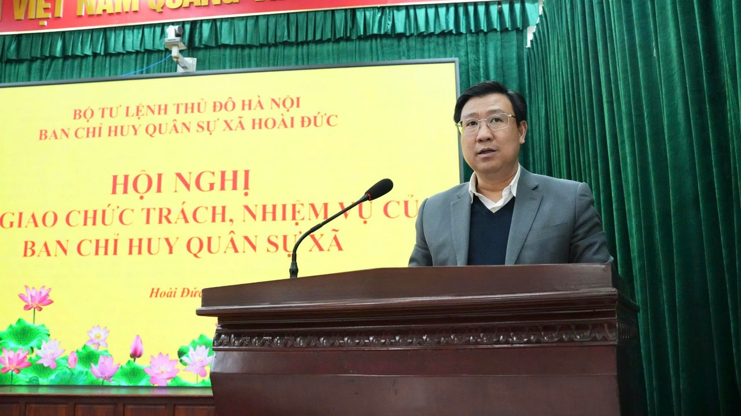 Hội nghị bàn giao chức trách, nhiệm vụ Ban chỉ huy Quân sự xã Hoài Đức- Ảnh 5.