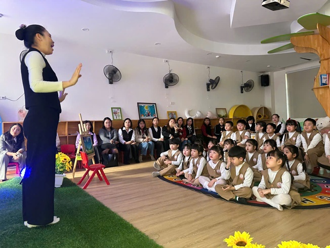 Phát triển ngôn ngữ và thẩm mỹ: Nền tảng cho sự phát triển toàn diện của trẻ mầm non- Ảnh 3.