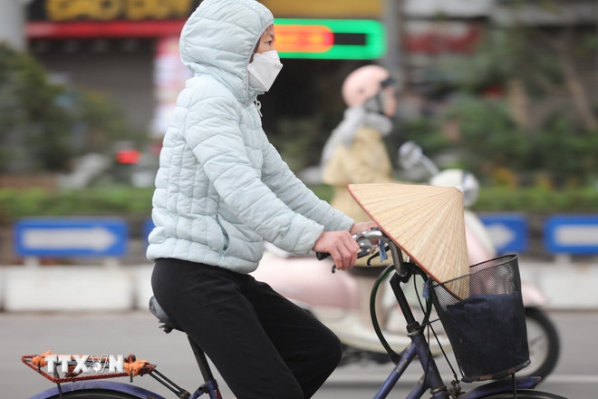 Cảnh báo nguy cơ liệt dây thần kinh số 7 ngoại biên khi trời rét đậm- Ảnh 2.