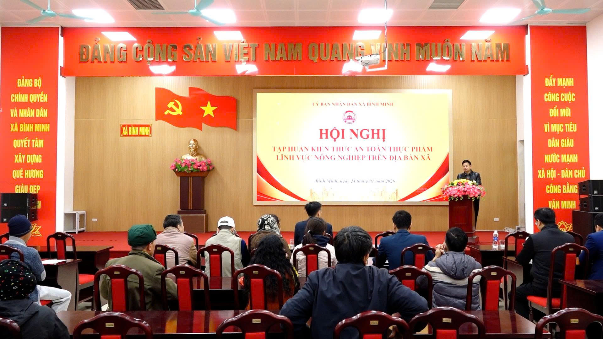 Bình Minh tổ chức lớp tập huấn kiến thức an toàn thực phẩm nông, lâm, thủy sản