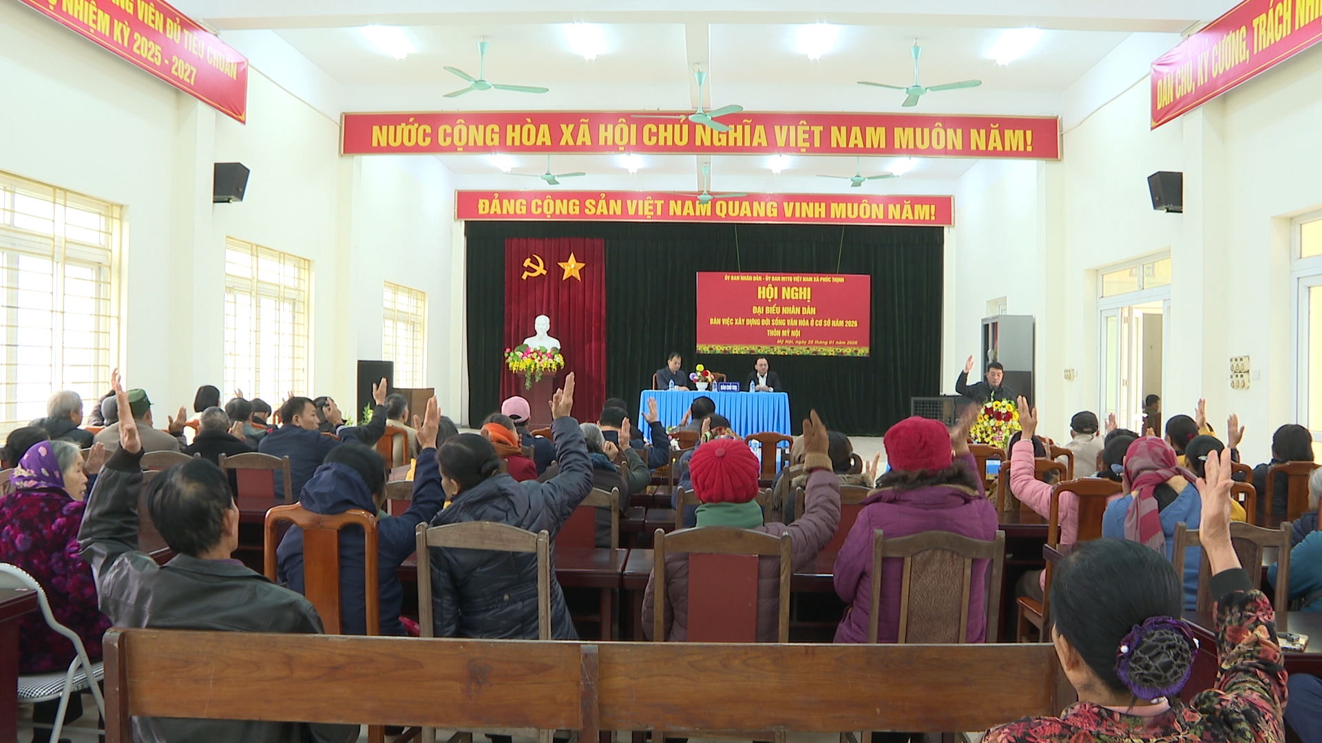 Hội nghị đại biểu nhân dân thôn Mỹ Nội bàn việc xây dựng đời sống văn hóa năm 2026- Ảnh 2.