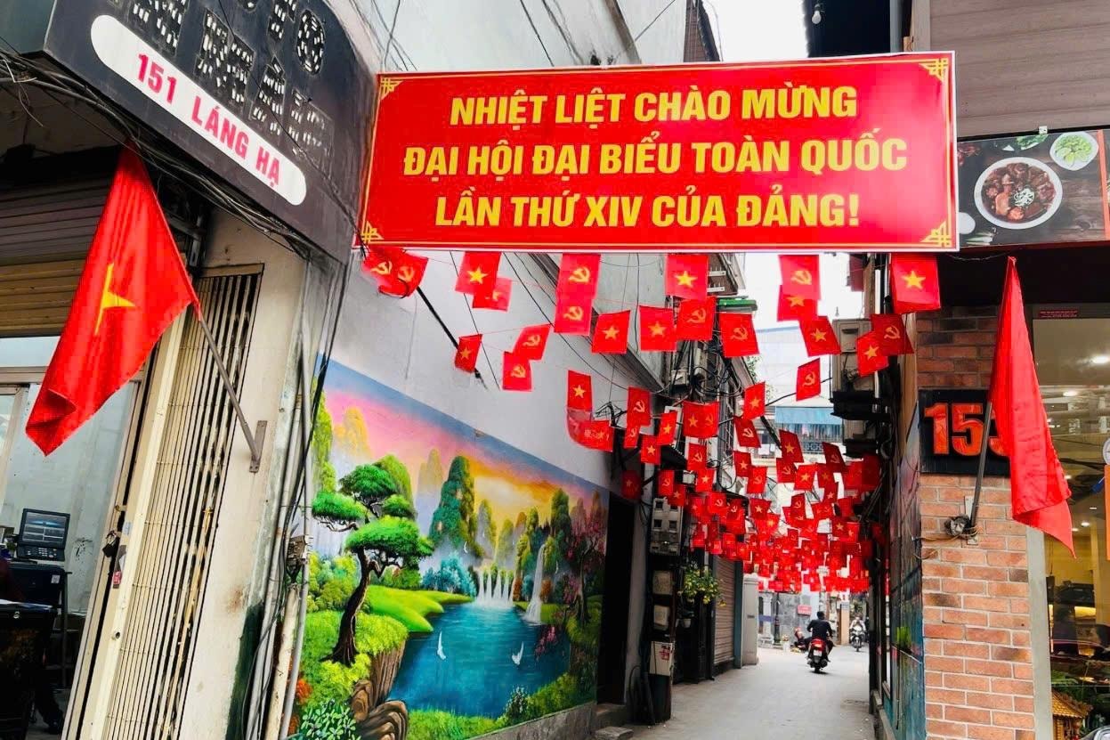 "Ngõ phố Hạnh phúc" trong những ngày hội của toàn Đảng, toàn dân- Ảnh 1.