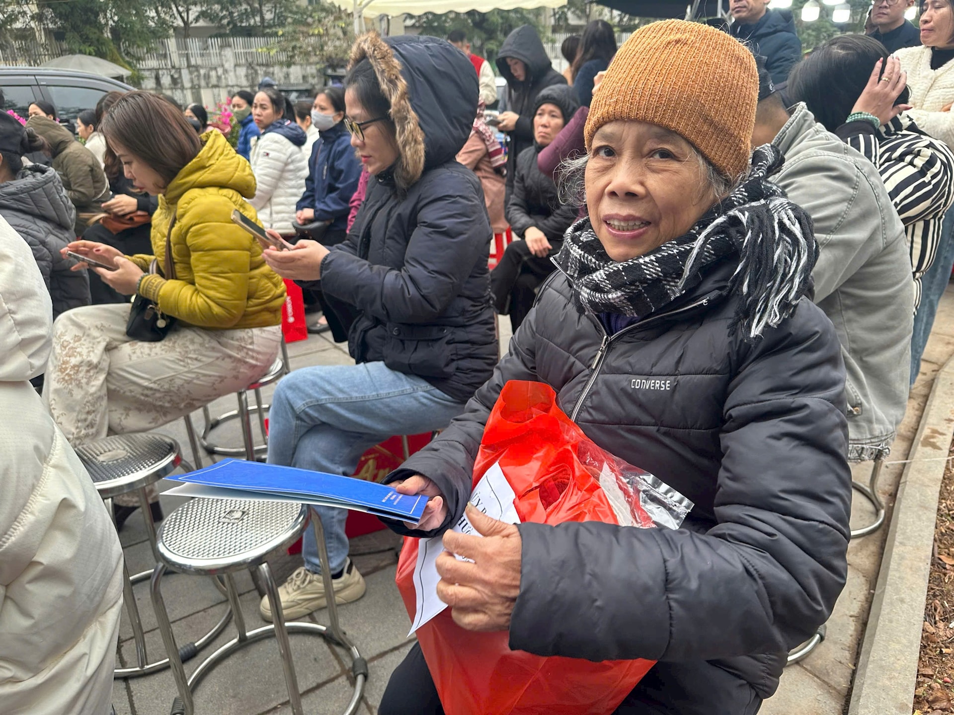 Ấm áp “Tết Sum vầy - Xuân ơn Đảng” ở phường Đống Đa- Ảnh 6.