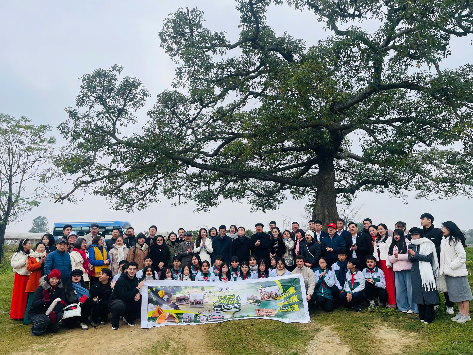 Hà Nội: Gắn biển công trình tu bổ, tôn tạo Đền Bà và ra mắt chương trình du lịch xanh Đa Phúc- Ảnh 9.