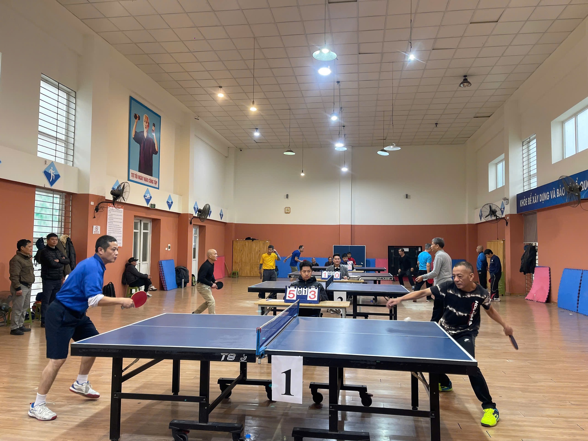 Phường Hai Bà Trưng: Tổ chức giải thi đấu bóng bàn các tổ dân phố chào mừng Đại Hội Đại Biểu Toàn Quốc lần thứ XIV của đảng, chào Năm mới 2026- Ảnh 5.