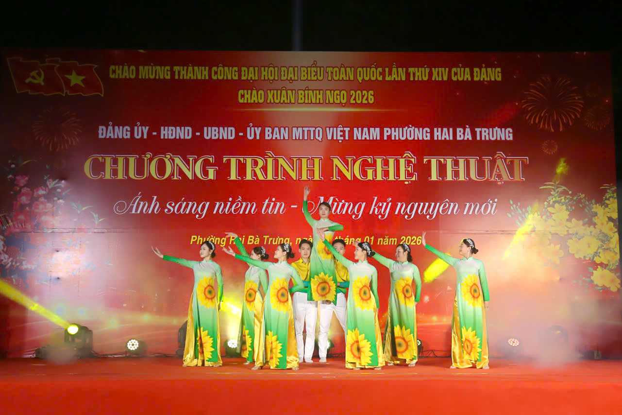 Phường Hai Bà Trưng tổ chức chương trình nghệ thuật chào mừng Đại hội Đại biểu Toàn quốc lần thứ XIV của Đảng- Ảnh 5.