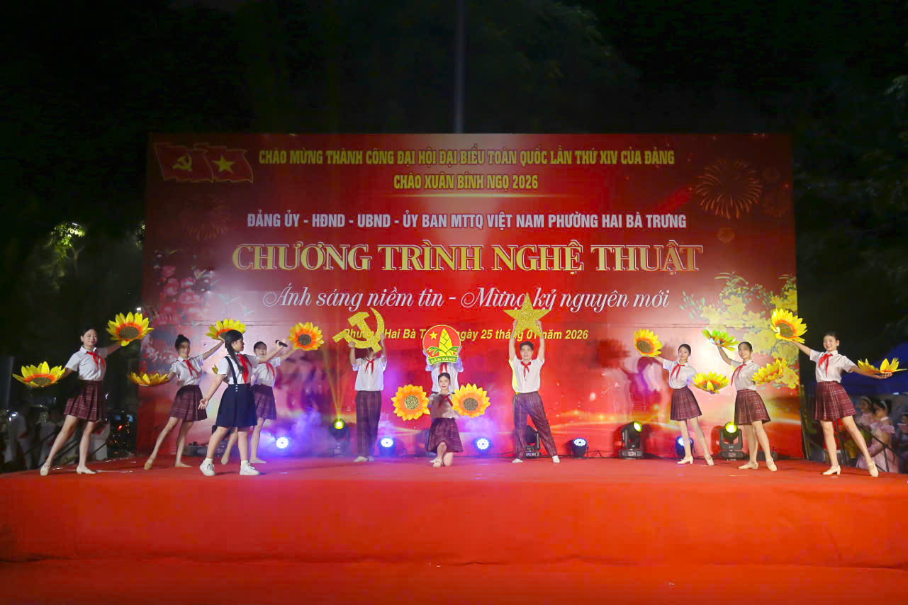 Phường Hai Bà Trưng tổ chức chương trình nghệ thuật chào mừng Đại hội Đại biểu Toàn quốc lần thứ XIV của Đảng- Ảnh 7.