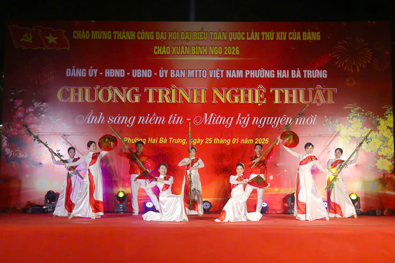 Phường Hai Bà Trưng tổ chức chương trình nghệ thuật chào mừng Đại hội Đại biểu Toàn quốc lần thứ XIV của Đảng- Ảnh 10.