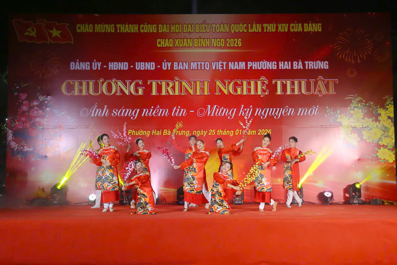 Phường Hai Bà Trưng tổ chức chương trình nghệ thuật chào mừng Đại hội Đại biểu Toàn quốc lần thứ XIV của Đảng- Ảnh 12.