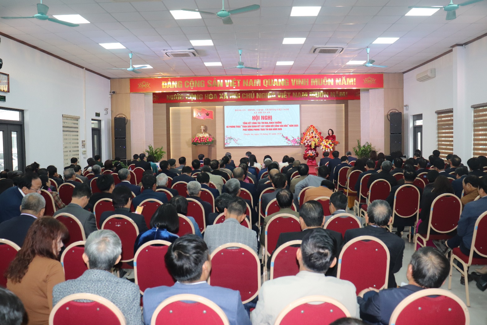 Xã Thuận An tổng kết công tác thi đua, khen thưởng và phong trào “Toàn dân đoàn kết xây dựng đời sống văn hóa” năm 2025, phát động phong trào thi đua năm 2026- Ảnh 1.