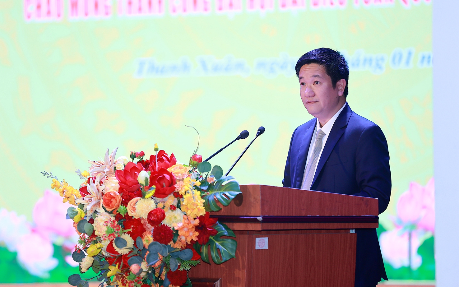 Đồng chí Nguyễn Huy Cường - Bí thư Đảng ủy, Chủ tịch HĐND phường phát biểu tại hội nghị