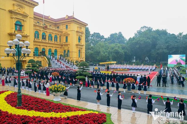 Thiếu nhi Thăng Long vinh dự đón Tổng Bí thư, Chủ tịch nước Lào- Ảnh 7.
