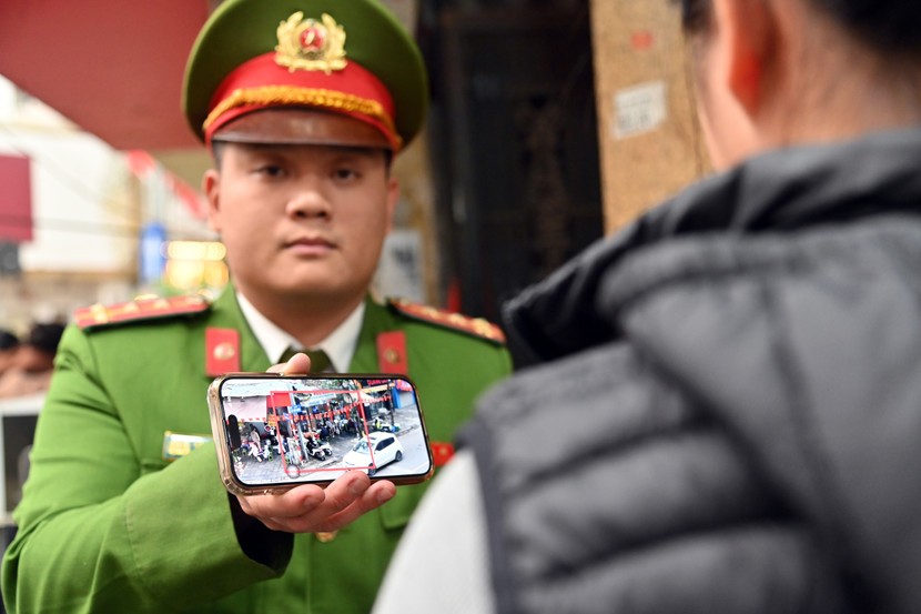 Hà Nội xử lý hơn 300 trường hợp vi phạm trật tự đô thị qua camera và hình ảnh hiện trường- Ảnh 3.