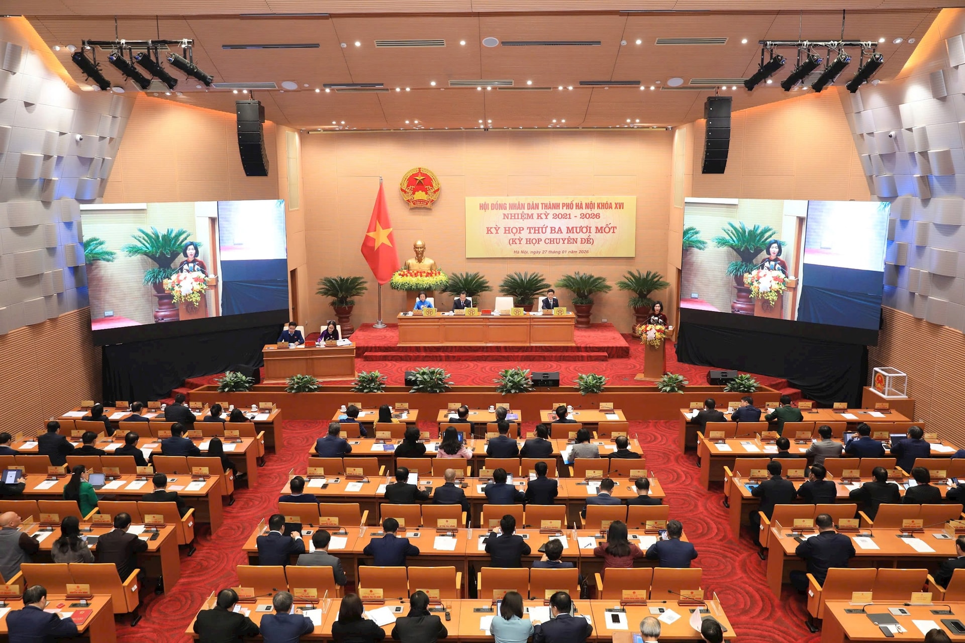 HĐND TP Hà Nội xem xét quyết định 10 vấn đề quan trọng cho sự phát triển của Thủ đô- Ảnh 1.