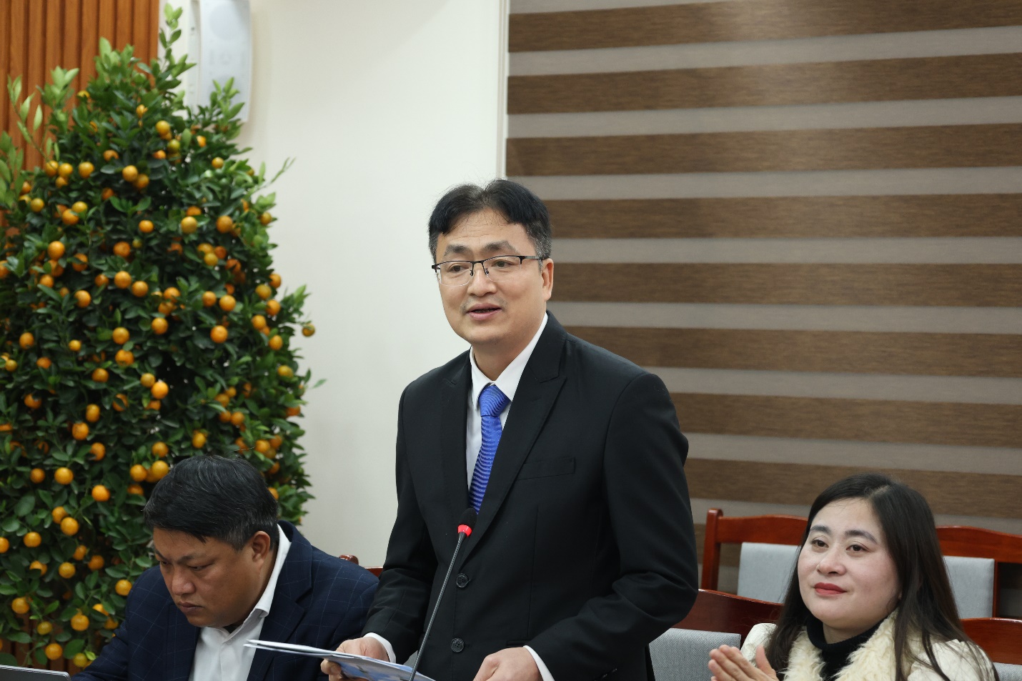 Xã Mê Linh công bố các quyết định về công tác cán bộ- Ảnh 3.