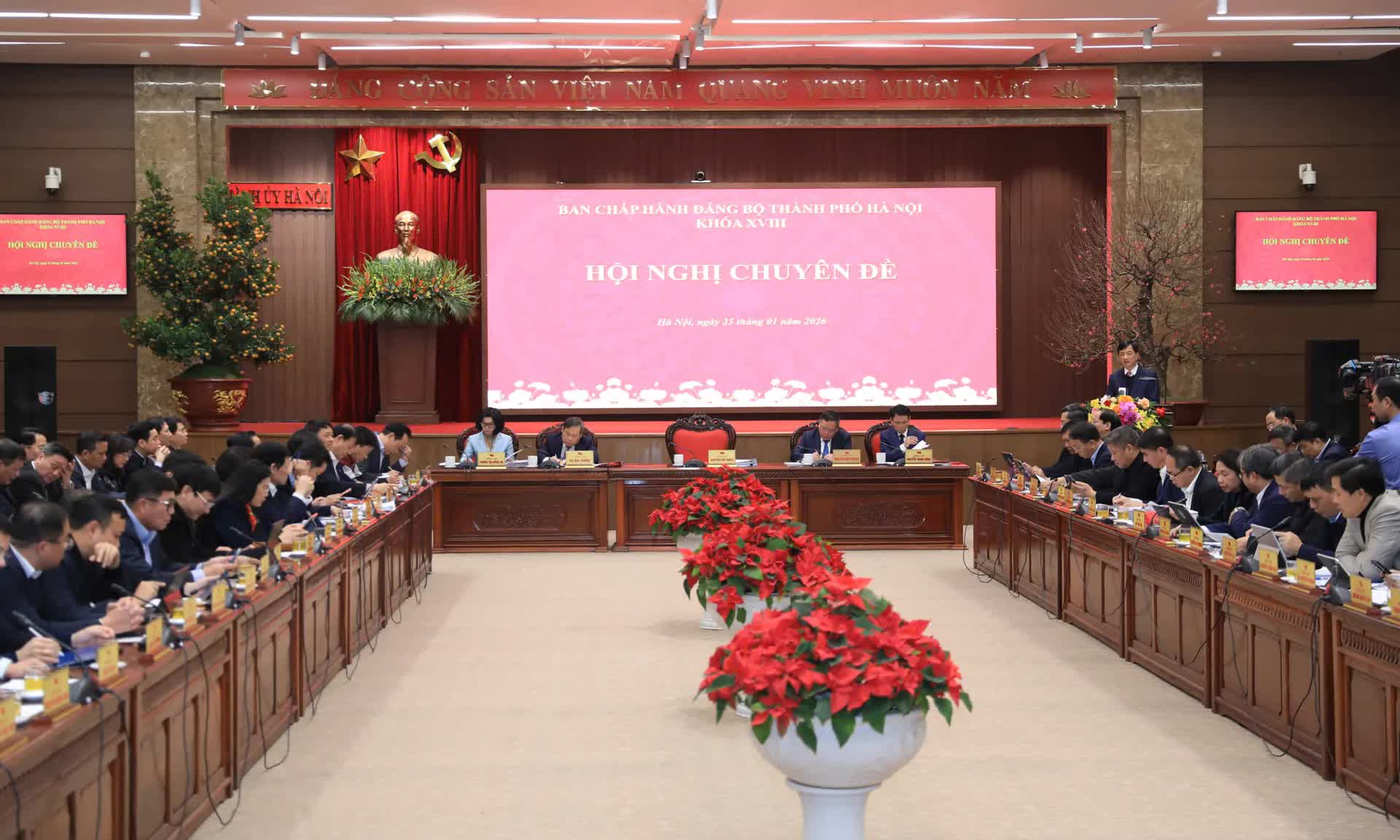 Bí thư Thành ủy Nguyễn Duy Ngọc: mỗi quyết sách phát triển Thủ đô phải tạo đột phá ngay trong năm 2026- Ảnh 8.