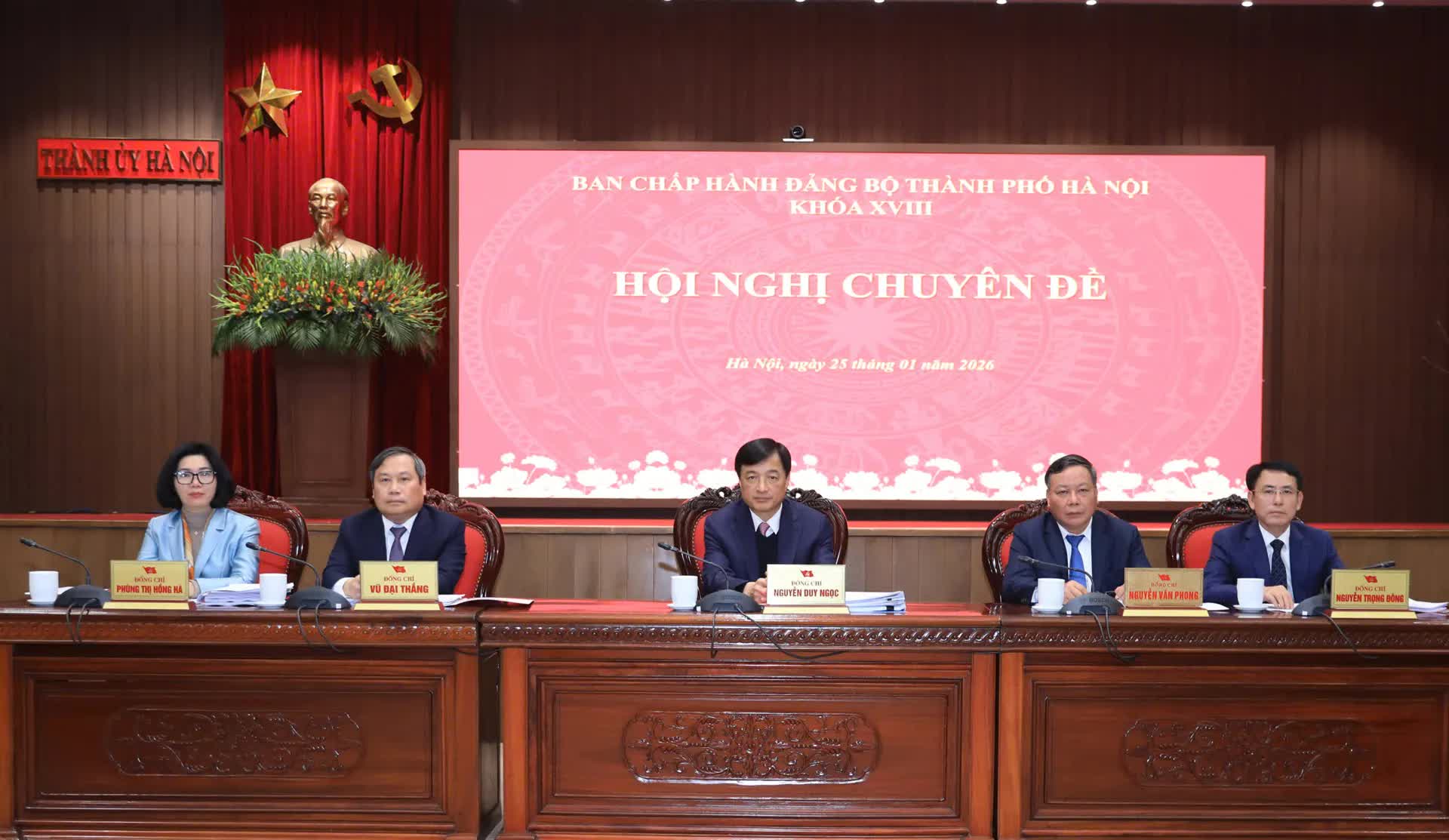 Bí thư Thành ủy Nguyễn Duy Ngọc: mỗi quyết sách phát triển Thủ đô phải tạo đột phá ngay trong năm 2026- Ảnh 1.