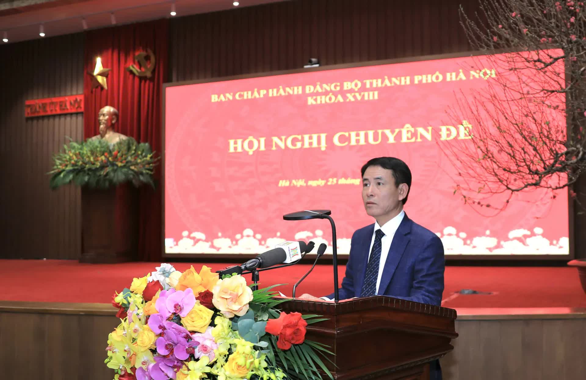 Bí thư Thành ủy Nguyễn Duy Ngọc: mỗi quyết sách phát triển Thủ đô phải tạo đột phá ngay trong năm 2026- Ảnh 2.