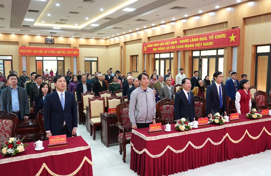 Lễ trao Huy hiệu Đảng đợt 03/02/2026- Ảnh 1.