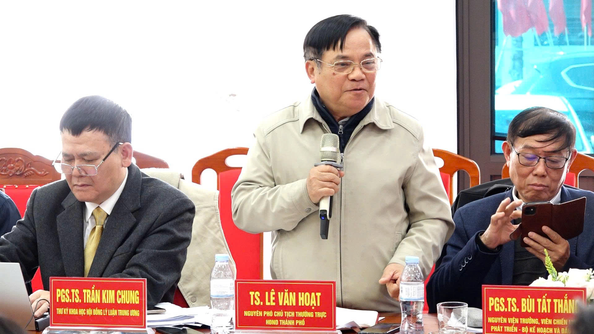 HỘI THẢO KHOA HỌC TẠI XÃ BÌNH MINH: TÌM LỜI GIẢI CHO MỤC TIÊU TĂNG TRƯỞNG CAO VÀ PHÁT TRIỂN BỀN VỮNG- Ảnh 14.