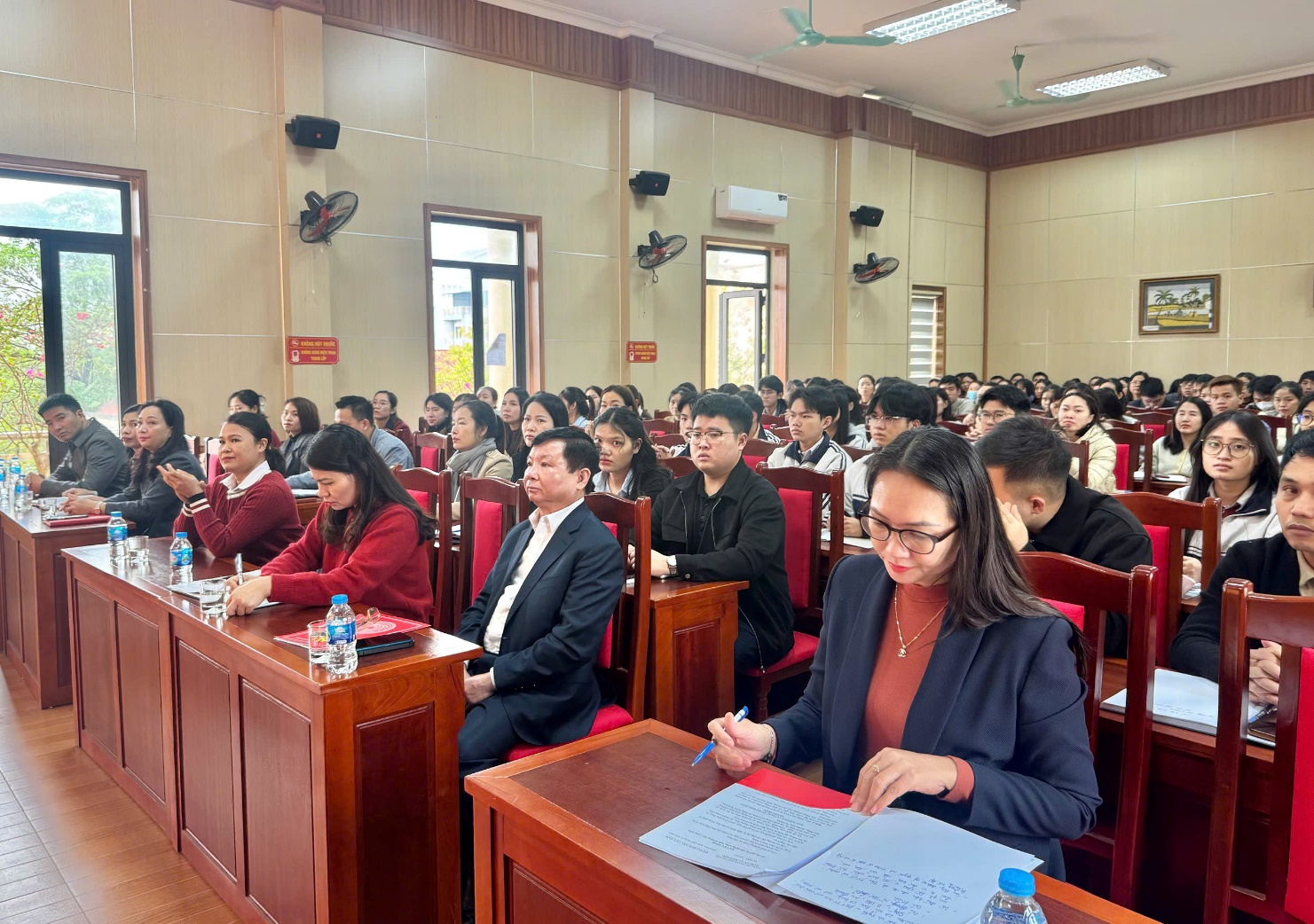 Đảng uỷ xã Hoài Đức tổ chức lớp bồi dưỡng nhận thức về Đảng đợt 1 năm 2026- Ảnh 1.