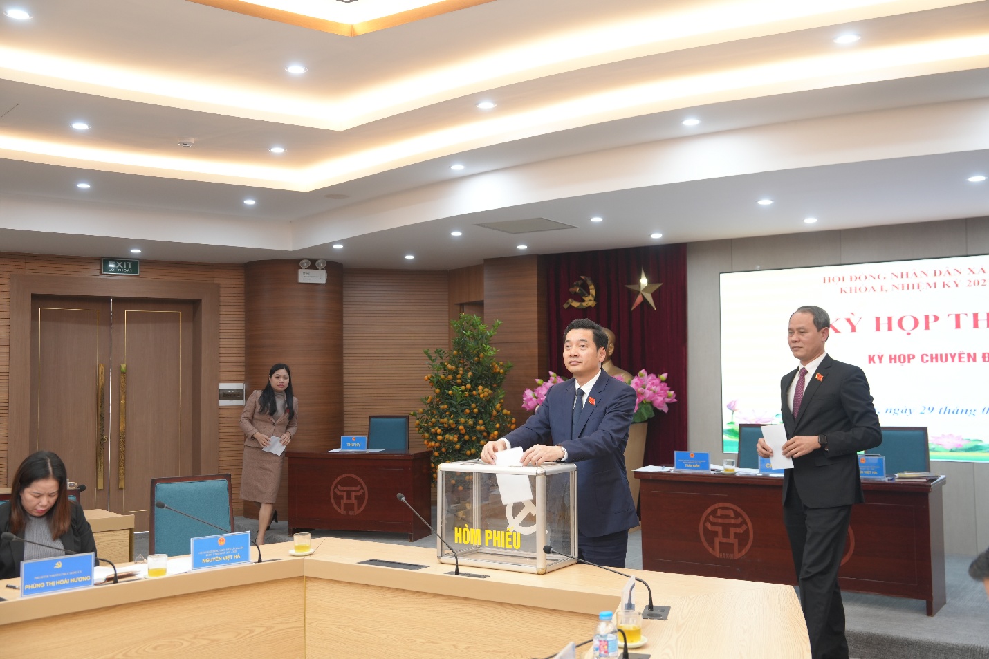 HĐND xã Gia Lâm tổ chức kỳ họp thứ 4 (kỳ họp chuyên đề)- Ảnh 4.
