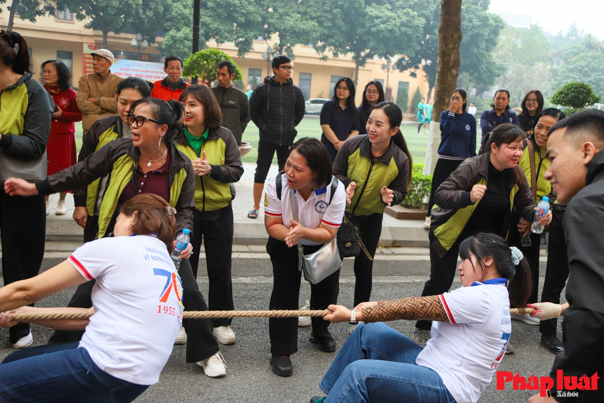 Sôi nổi giải thể thao Mừng Đảng – Mừng Xuân Bính Ngọ 2026 của phường Cửa Nam- Ảnh 6.
